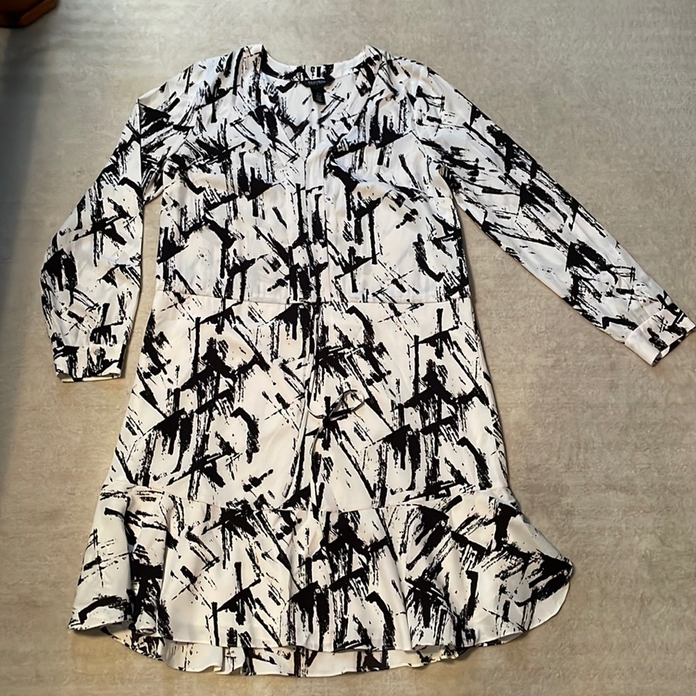 NWOT White House black market dress, 12